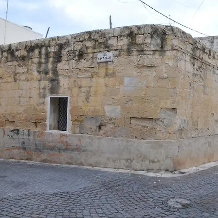 St Elias * San Ġiljan